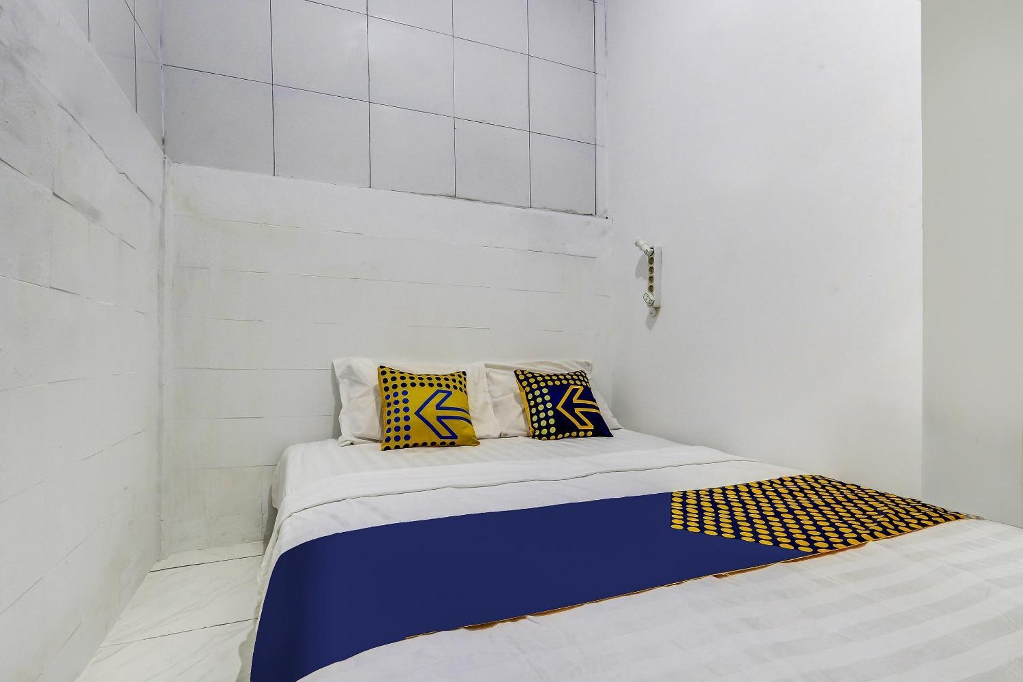 Spot On 90780 Gang Tengah Homestay Syariah Semarang Exterior photo
